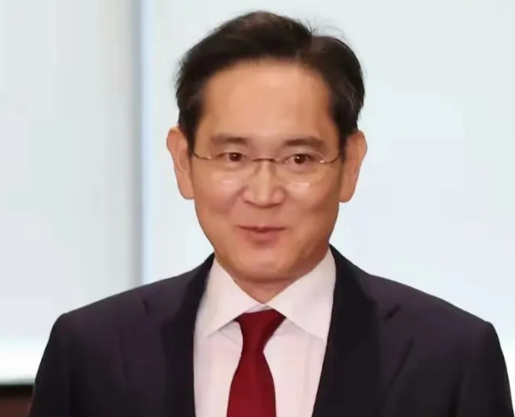 李在镕没事了 韩国法院判他无罪











啥？李在镕竟然没事了！这消