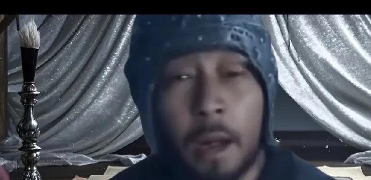 关羽的“颜良文丑话术”：冷兵器时代的心理战密码
关羽每次临阵高呼“汝比颜良、文丑