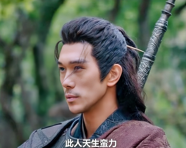 我敢说！
比彘就是《折腰》最蠢的人，
但凡他聪明一点，脑子转一点儿，
也不至于落