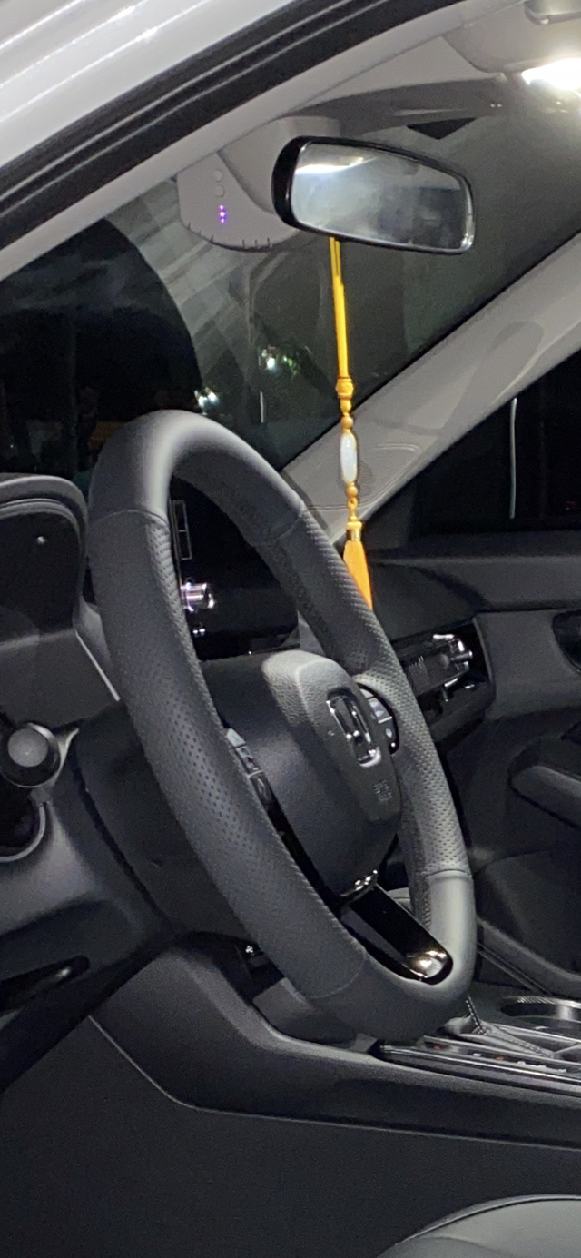 说一说思域配的主动刹车吧
发生在前些天的事儿，大早上出门，人还没完全清醒，在跟车