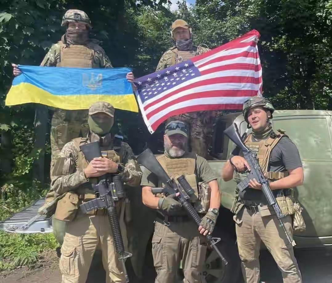 在乌克兰的外籍雇佣兵可能比乌克兰的正规士兵还要多了！
俄乌冲突的三年，乌军士兵消