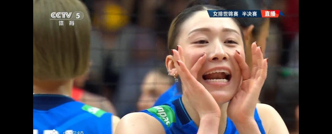 25:16，日本女排四两拨千斤悬殊比分先拔头筹！
女排世锦赛半决赛第一场日本女排