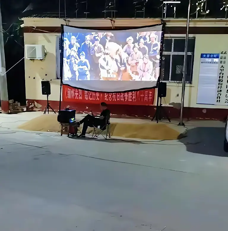这个电影放给谁看啊？？？
