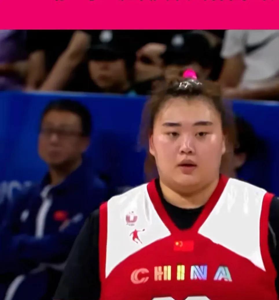 刘禹彤为什么不能入选女篮短期集训呢？宫鲁鸣即将展开新一届国家女篮的短期集训，主要