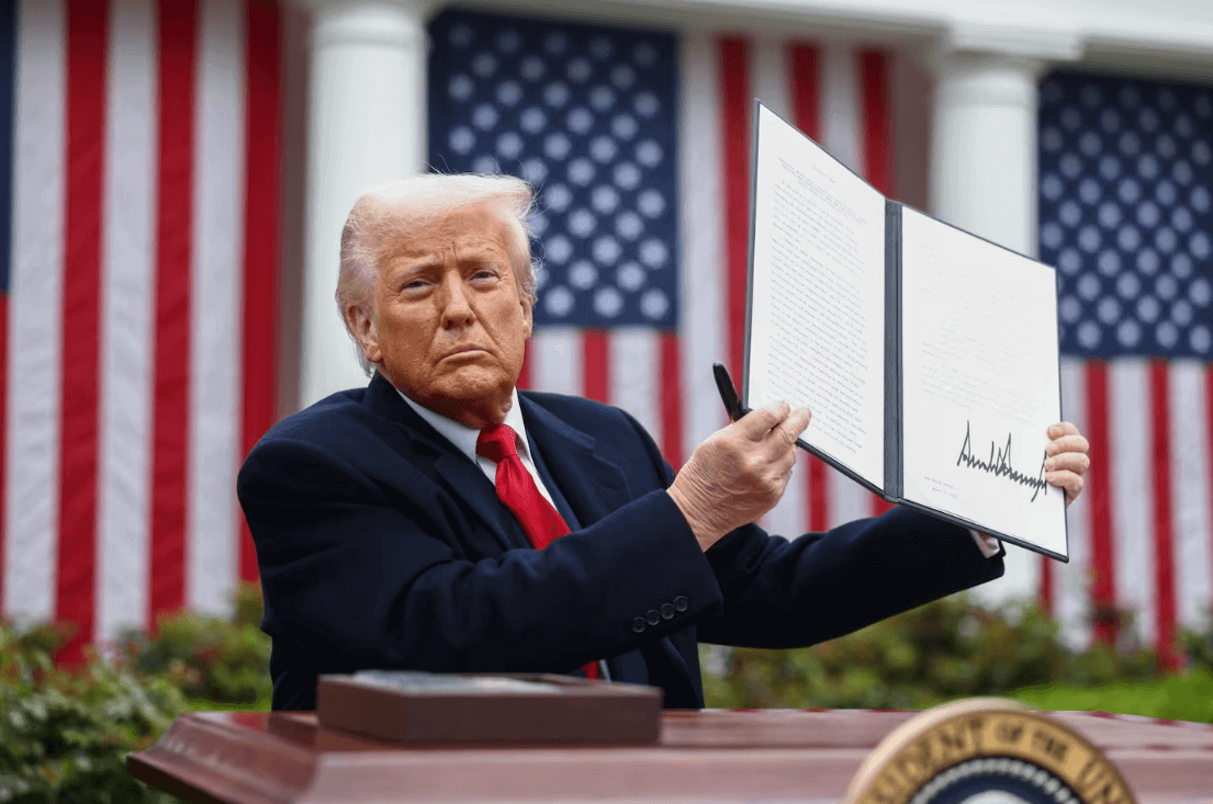 美国反对美国，特朗普被裁定越权，关税政策或难以生效

特朗普的关税政策，终于走到