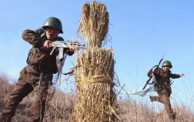 朝鲜一战打出东亚雄风，攻坚战一举击败乌军和北约雇佣兵占领4个村落，防御一个小队能