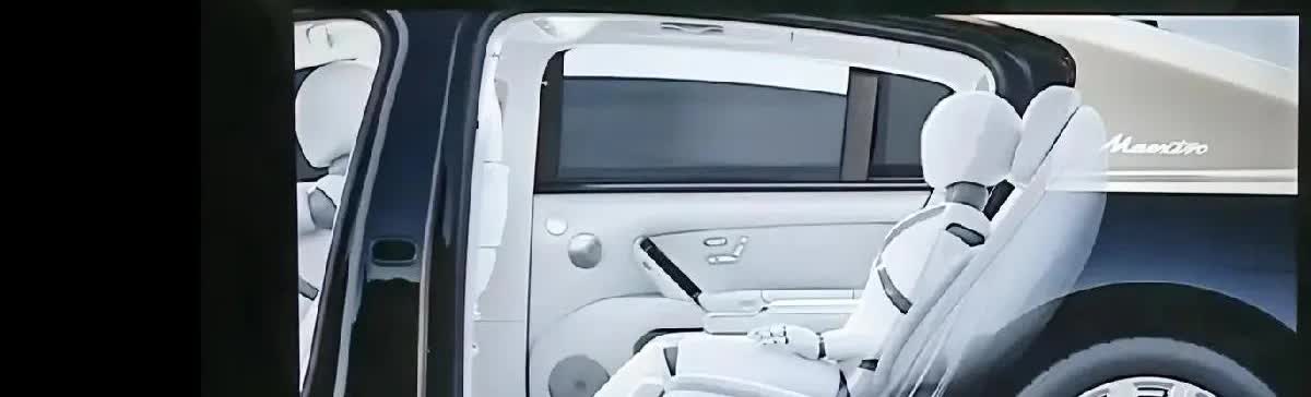 尊界S800发布了，预售价100 - 150万可不便宜。车长5480mm，2+2
