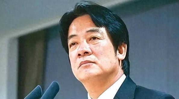 赖清德胆子真大！为了阻止抗战老兵参加阅兵观礼，直接威胁要停发他们的养老俸禄！这招