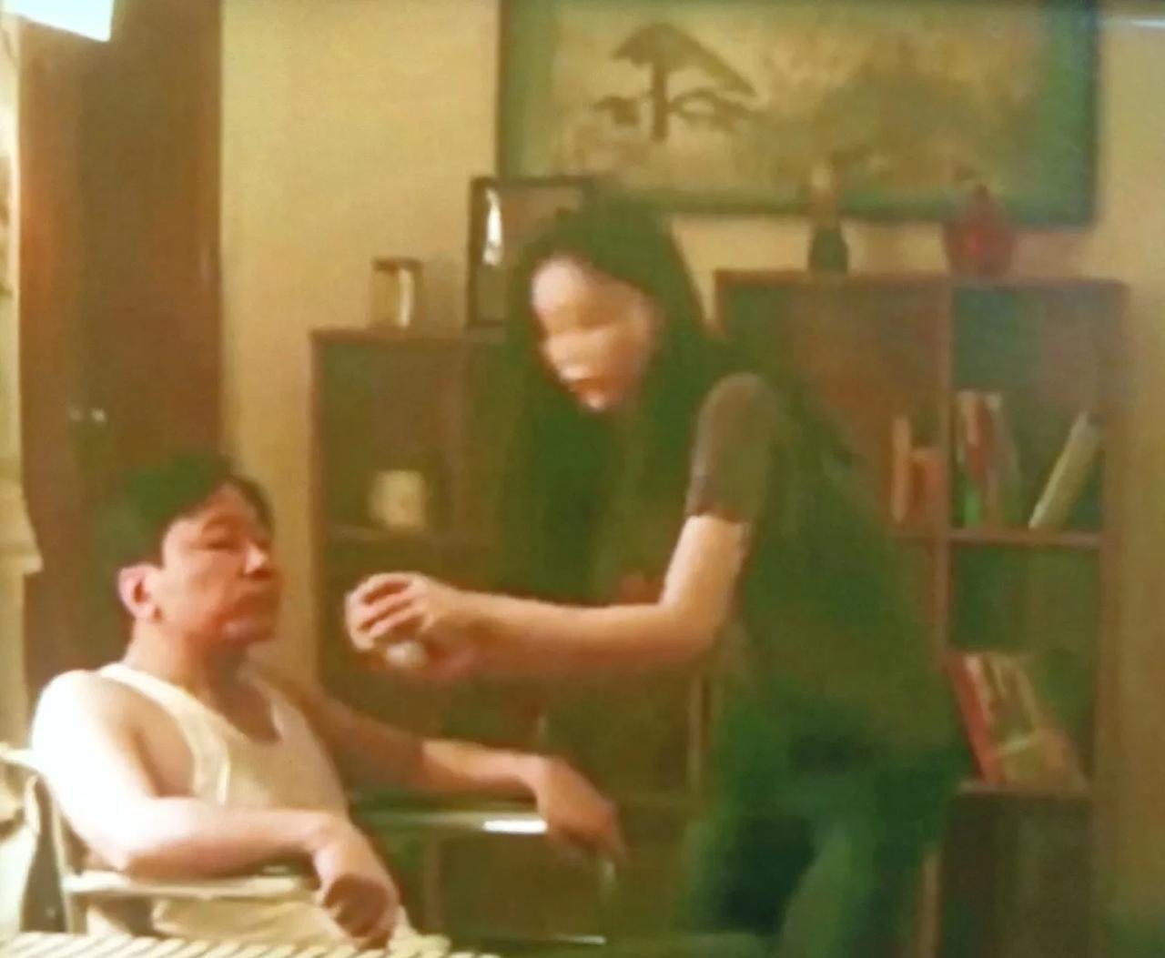 《扫毒风暴》
好消息哈，王辉醒了，林强峰在宛北给王奇打电话，询问她哥王辉的情况。