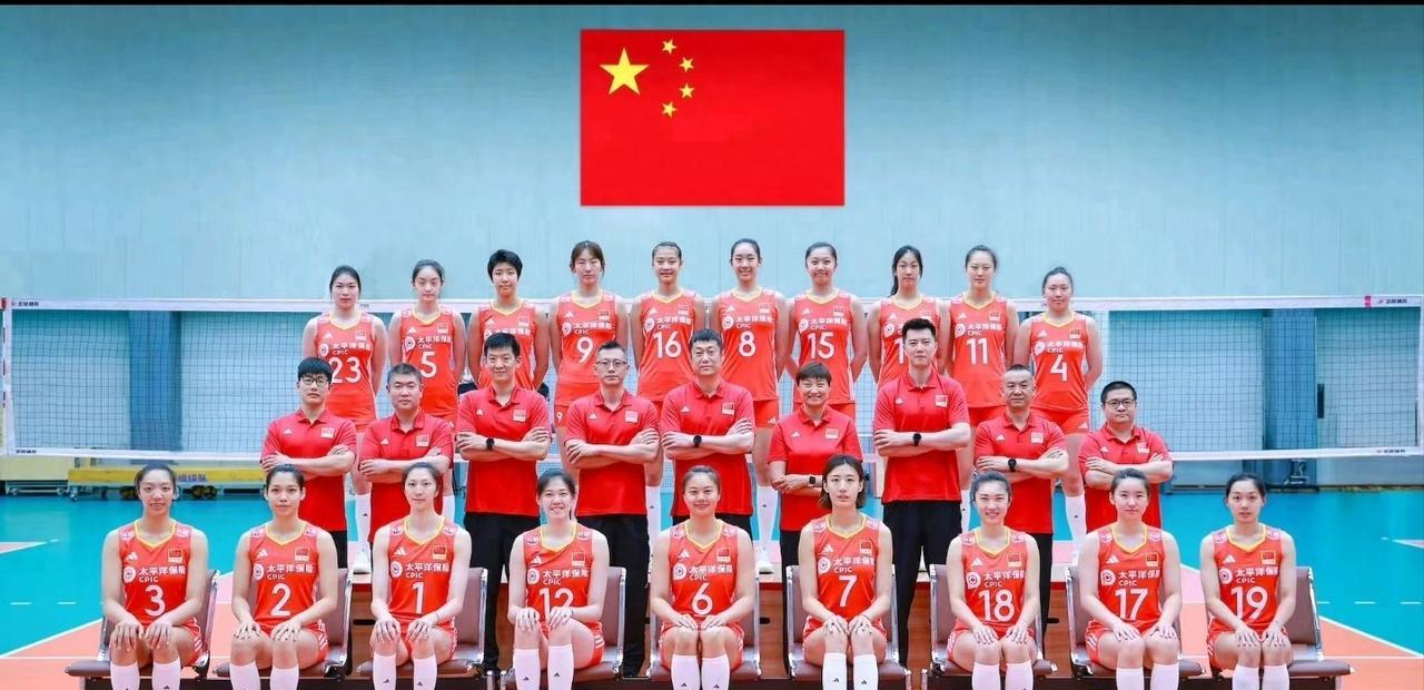 中国女排VS法国，CCTV5明晚直播！世锦赛8强已出其2，东道主出局！
北京时间