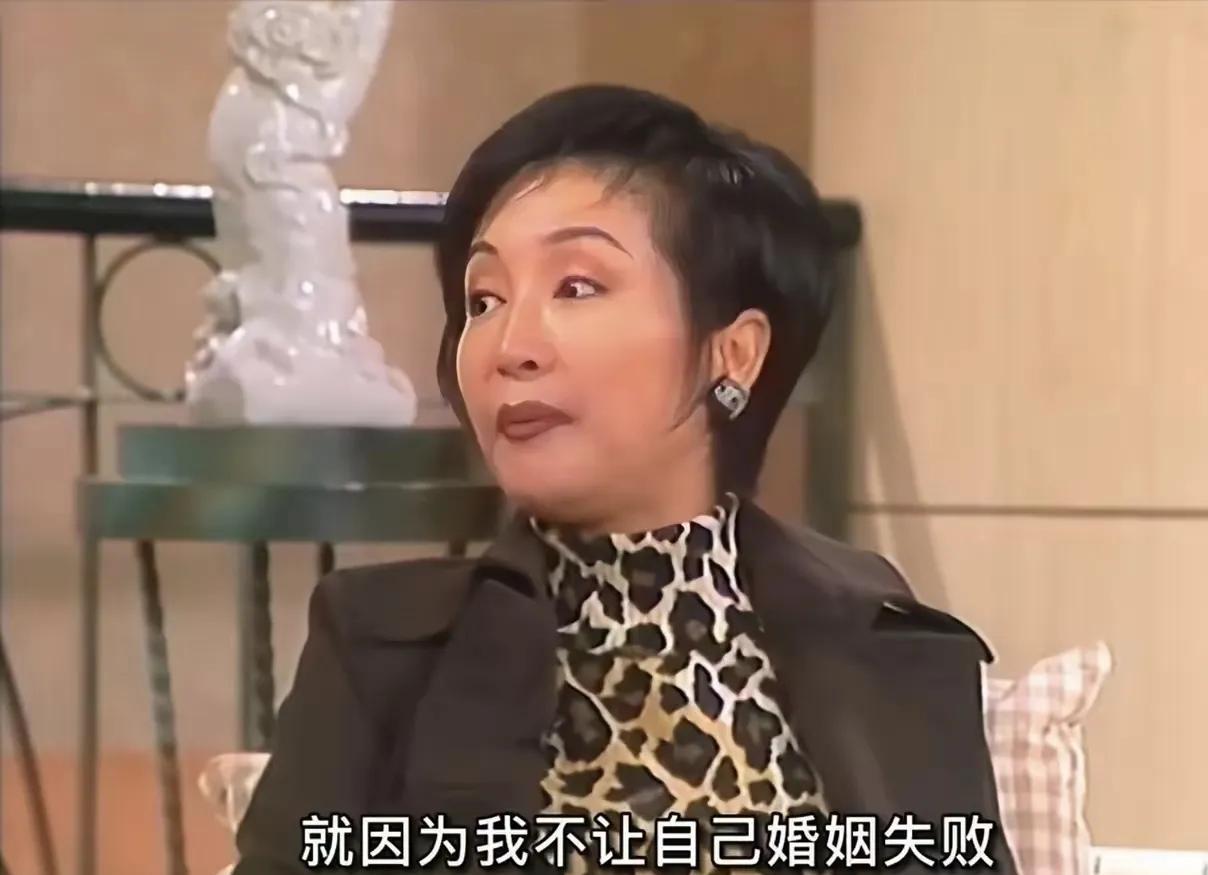 事实证明，狄波拉对所谓的父爱母爱，并没有那么期待，所以自己成名后，有很多人来认亲