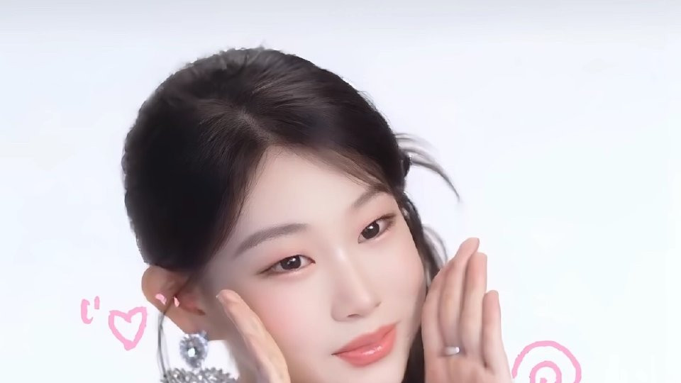 对沈佳润是小孩有了实感：在聚光灯下长大，她终于活成了理想中的模样