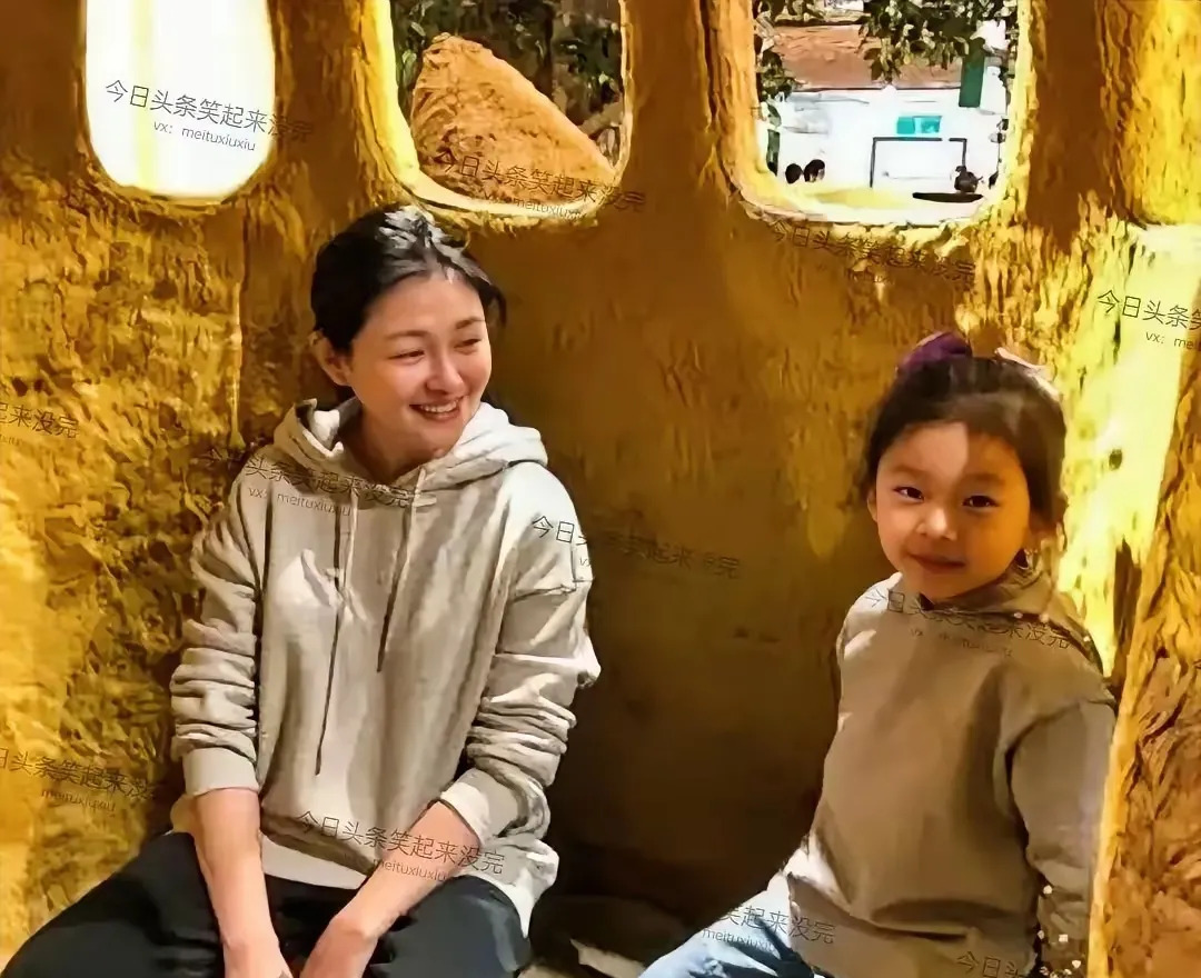 黄子佼算计亡妻骨灰安置











太令人震惊了！黄子佼竟然只打算把妻