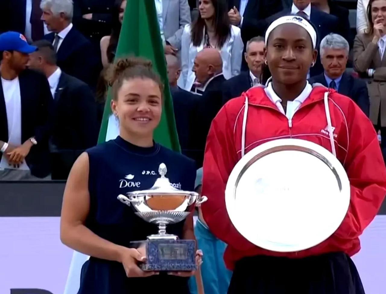 网球WTA1000罗马站女单最终成绩：
获得877,390欧元奖金。
获得456