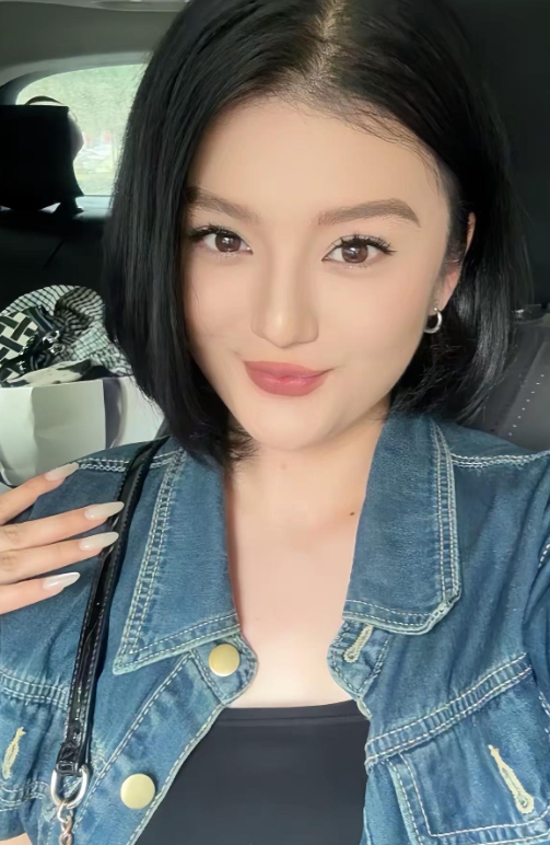 我做了一个梦 梦到他给我擦眼泪 他说没有好好爱我 他很愧疚.