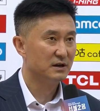 广东男篮主教练杜锋：任骏飞和杜润旺都有伤病，用人确实很困难。广东男篮主教练杜锋谈