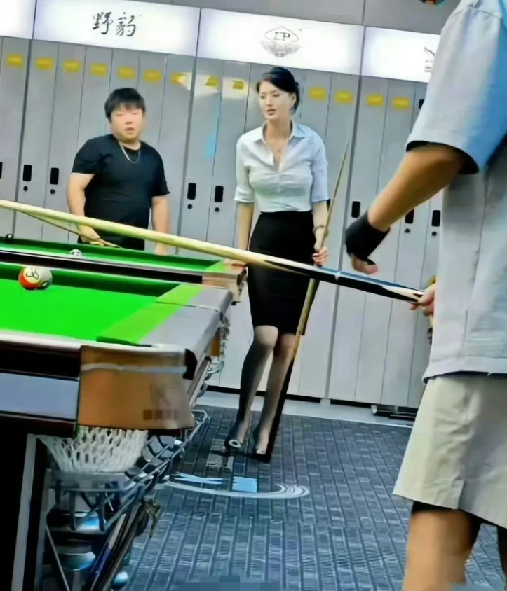 高端局的台球室，去消费的都是什么人？