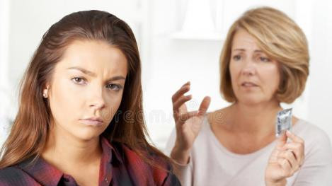 入赘男遭遇妻子背叛丈母娘刁难，女老板仗义出手：离婚！我嫁你！