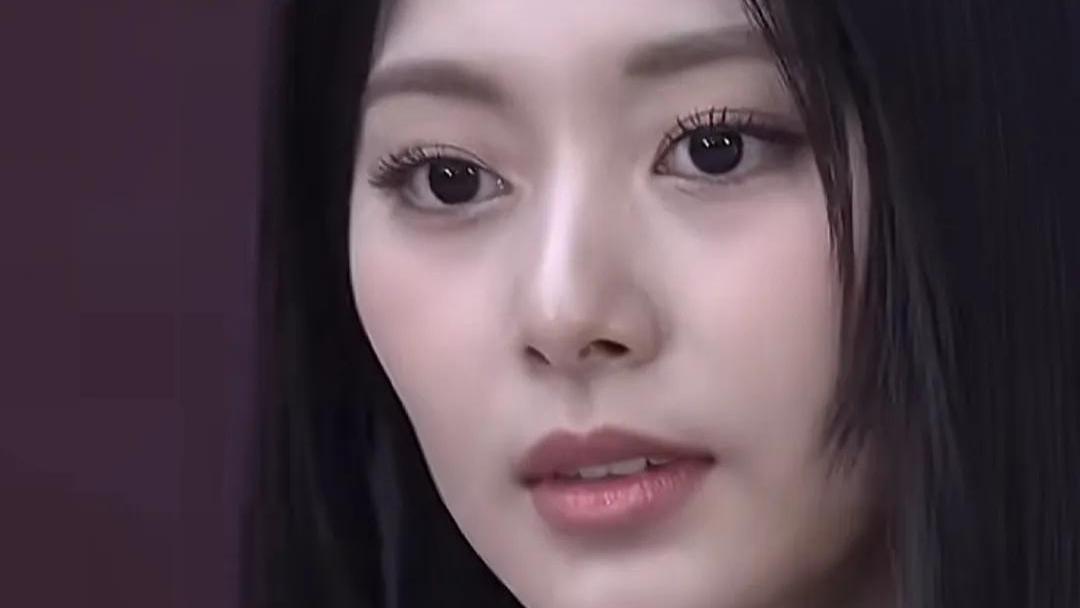 周子瑜的美，一眼万年？