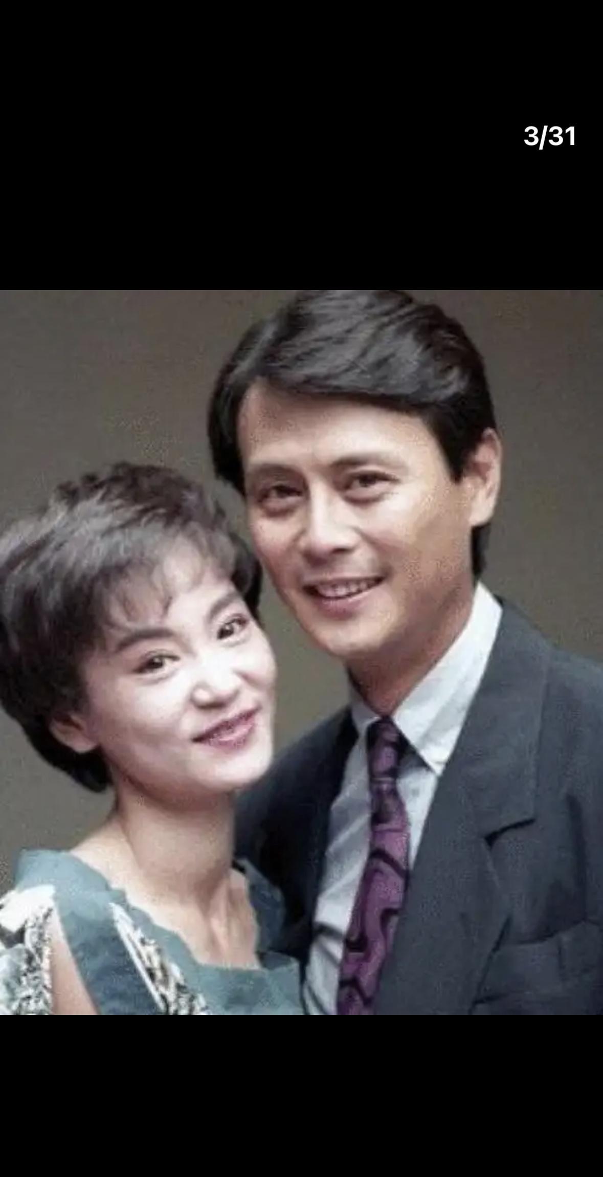 刘雪华说：“我这辈子最大的遗憾是无儿无女！”
1959 年出生的刘雪华，19 岁