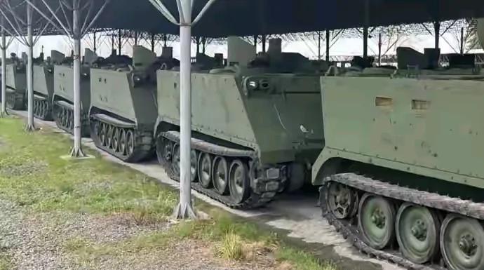 继续递刀子，意大利援助乌克兰400架M113型装甲运兵车。基本型的运兵车，重机枪