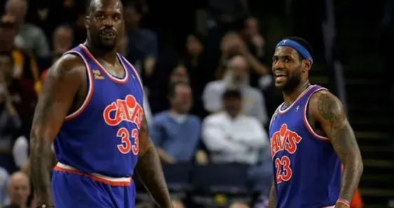 奥尼尔和霍华德的世纪大战最终还是烂尾了！
2009年，奥尼尔以2000万年薪加盟