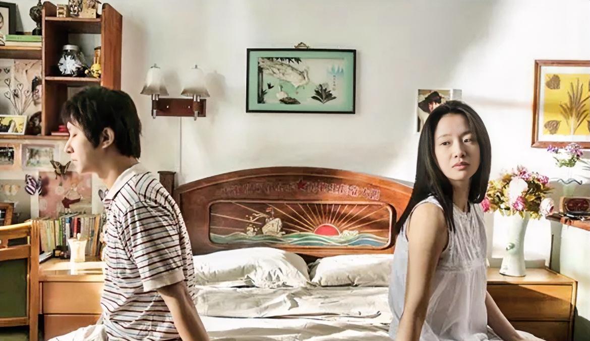 女人结婚之后，为什么会越来越冷淡。
不是一开始就冷淡。刚结婚那几年，她也曾觉得他