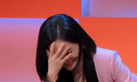 谁能想到，纵横综艺圈多年、以控场和搞笑著称的“喜剧女王”谢娜，会在《笑有新生》里