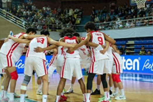 中国U19男篮崛起：陈家政12分 力克德国维尔茨堡
