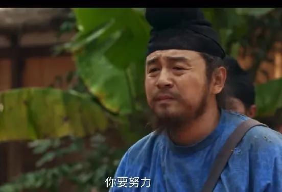 《长安的荔枝》想爆，只有一个办法，把35集的长剧重新剪辑成15集短剧。
把剧中没