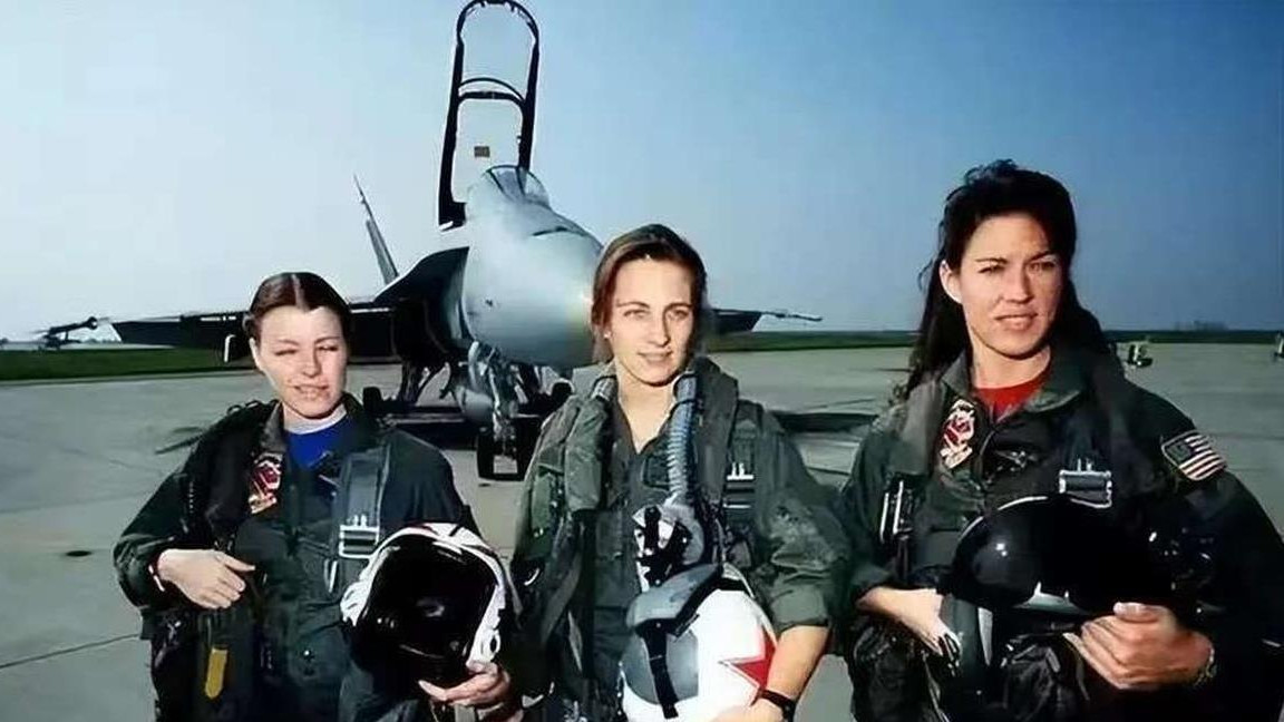 91年，美国女飞行员遭“骚扰”退役，后到中国当机长：想移居中国