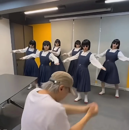 《少林女足》这部电影会不会是周星驰最后的绝唱呢？
       花絮很好看，依然
