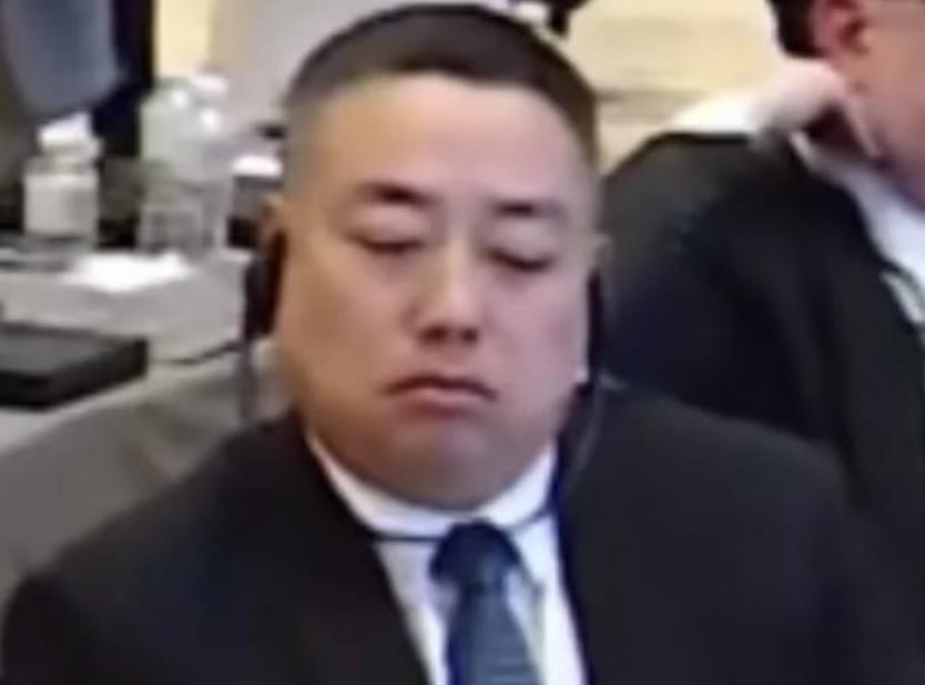 刘国梁竞选意外中断！索林连任国际乒联主席却遭现场围攻，会议被迫结束！国际乒联通过