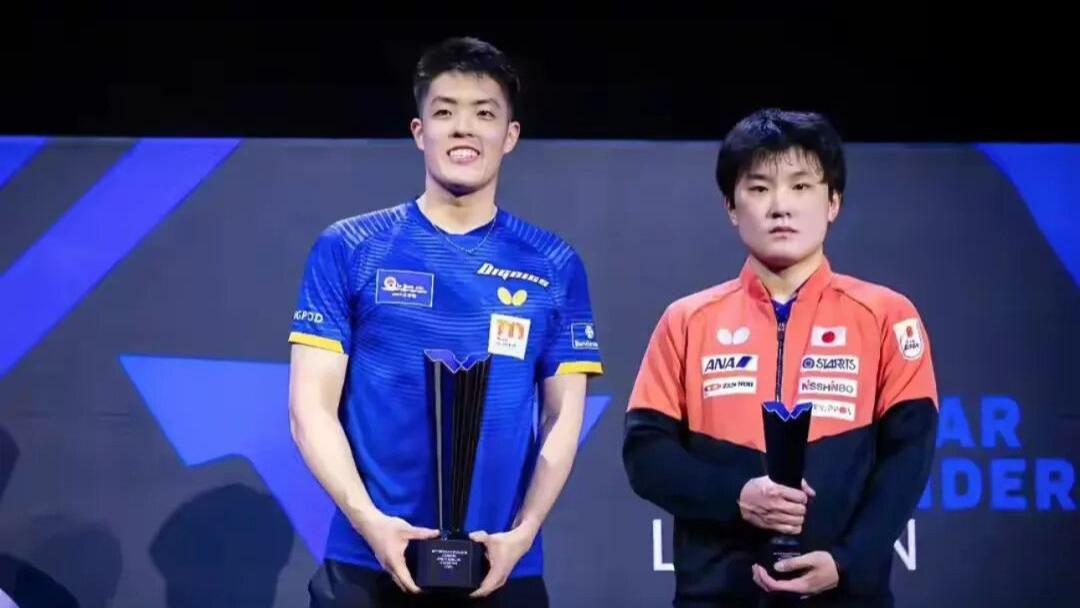 张本智和快哭了：输球、黑脸、无神，全场最尴尬的人