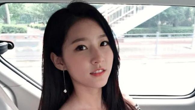 《UNDER15》的女童选秀节目