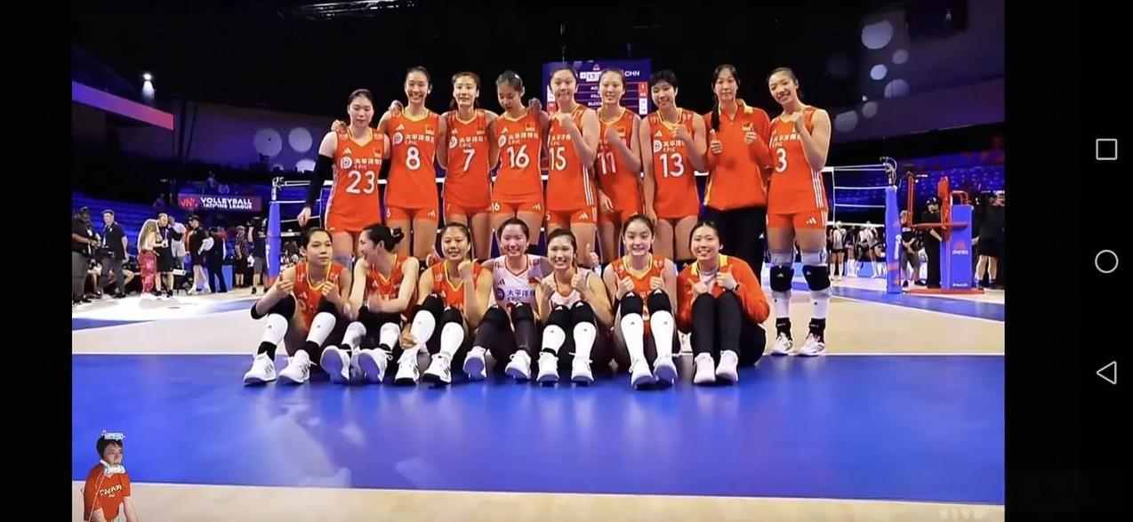 恭喜中国女排3-2击败多米尼加，取得美国分站赛开门红，五局比分为25-22、17