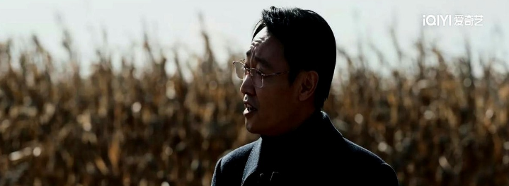 《护宝寻踪》后两集纯属为了贴合主流价值观过审硬拍的。

一群警察考古专家都不是穆