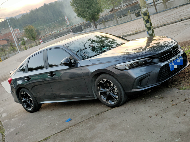 怎么现在的思域这么便宜
燃动加上贷款两年的利息都要十八了😂。不过车是贼帅贼好开