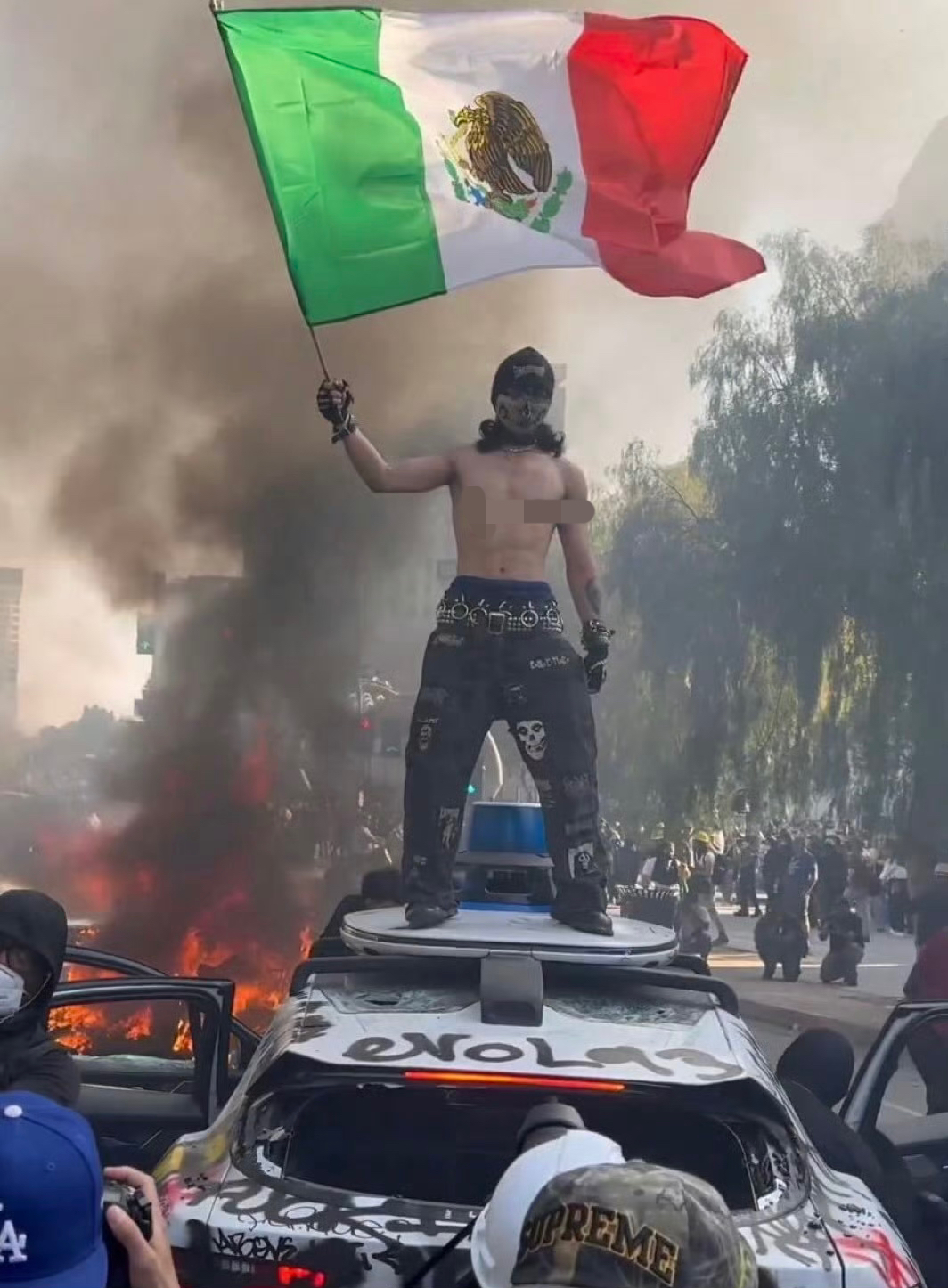 不要屈服！纽森终于反了，这下真的星星之火了，纽约乱了，芝加哥也乱了，沦陷至全美3