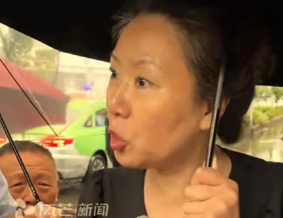 最近成都女孩遇害的事情大家可能都看到了，她妈妈总说孩子出事是因为“太优秀被嫉妒”
