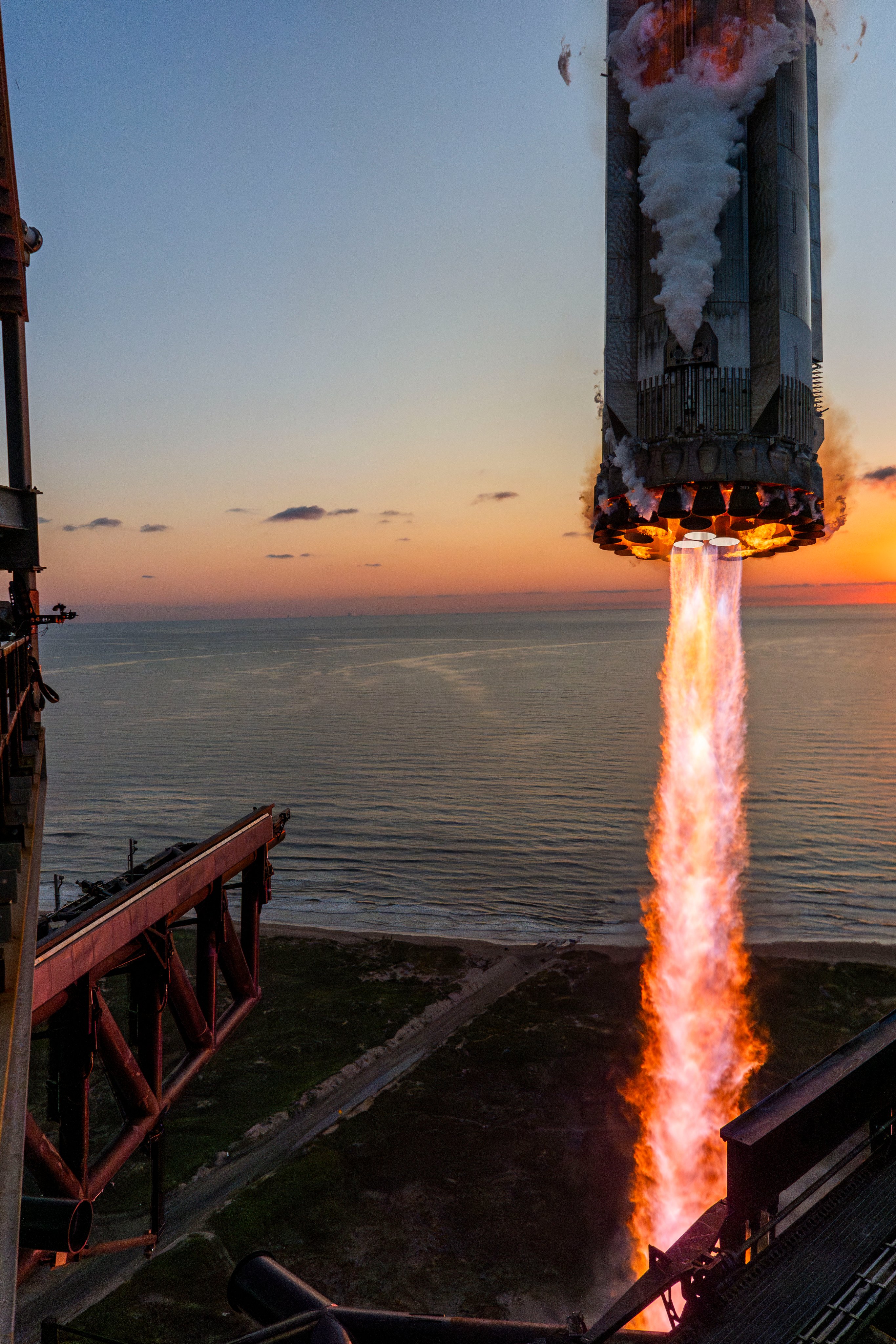 11月7日，SpaceX发射了28颗星链卫星，这是他们本年度的第170次发射～