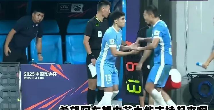 大难不死必有后福
河南队，两次立柱
王国明两连扑，把费利佩、周定洋的球拒之门外