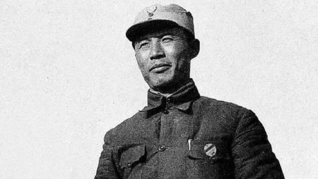 开国大将被判死刑，毛主席据理力争改判5年，托人传信：你没有错