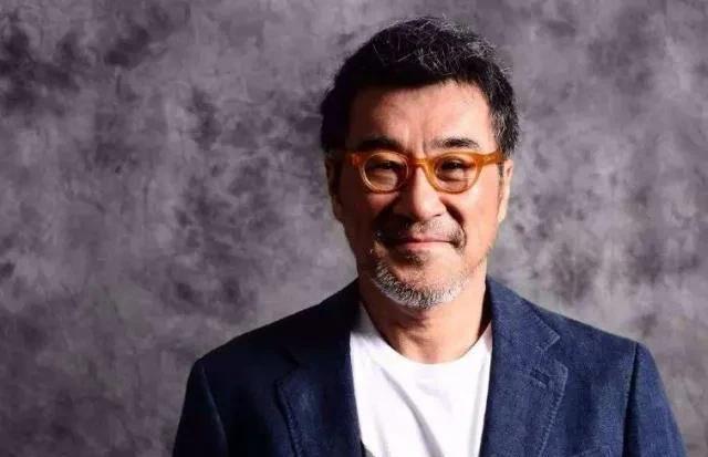 从朱卫茵到森林北，李宗盛汪峰谁的感情更“抓马”？
在华语乐坛，李宗盛和汪峰都是举