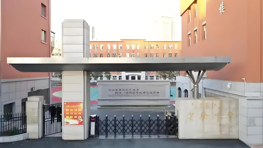 哈六中VS省实验，中考统招市排名为何出现明显差距？原因何在？