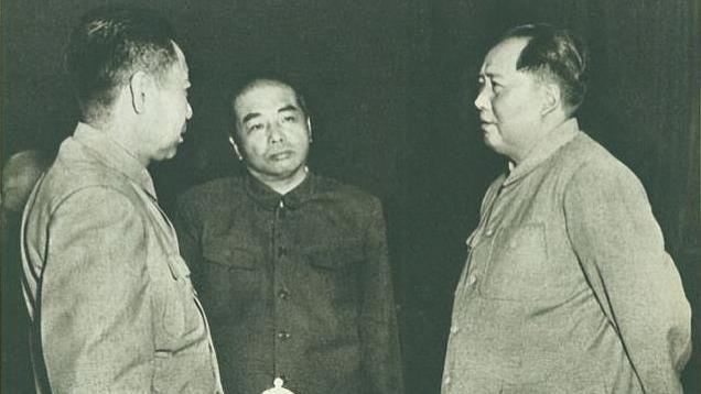 彭德怀不想兼任总参谋长，推荐另外两人，毛主席：他们都不太合适