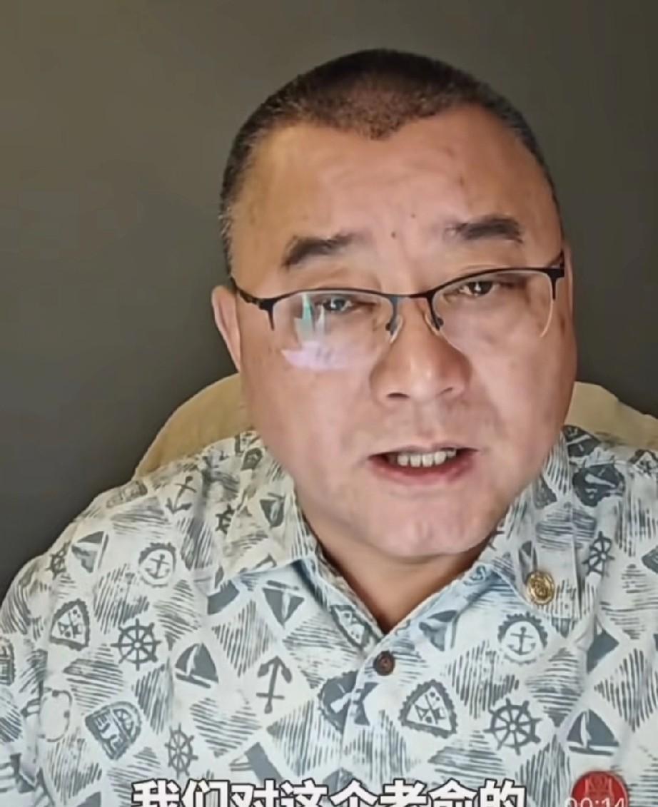 攻击董宇辉的“名人”都共同感谢过一个人。



细究聂圣哲先生对董宇辉的公开批评
