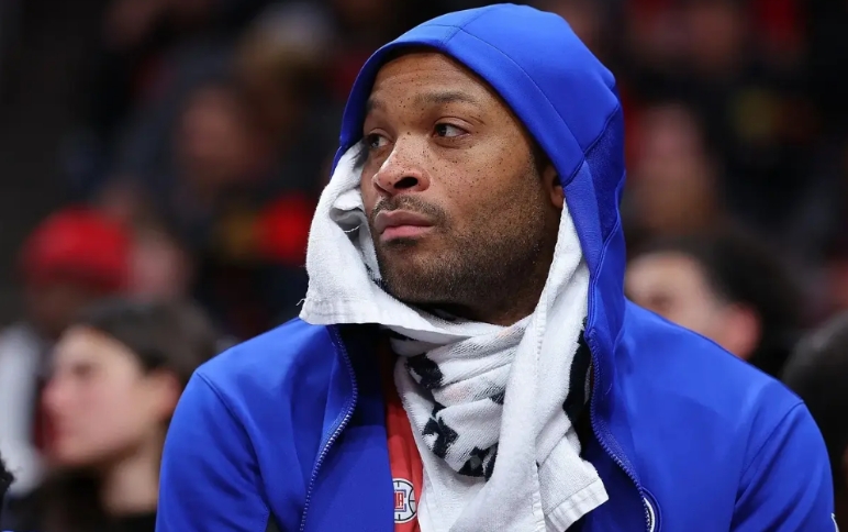 NBA这钱也太好挣了吧
1、西蒙斯场均6分，拿4034万
2、艾萨克场均6分，拿