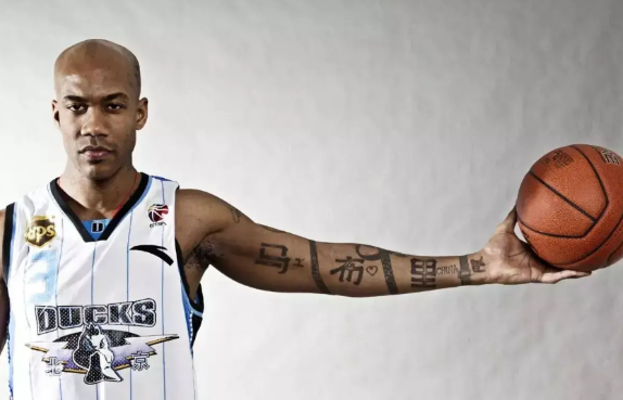 CBA历史最强前5外援
 1. 斯蒂芬·马布里（Stephon Marbury）