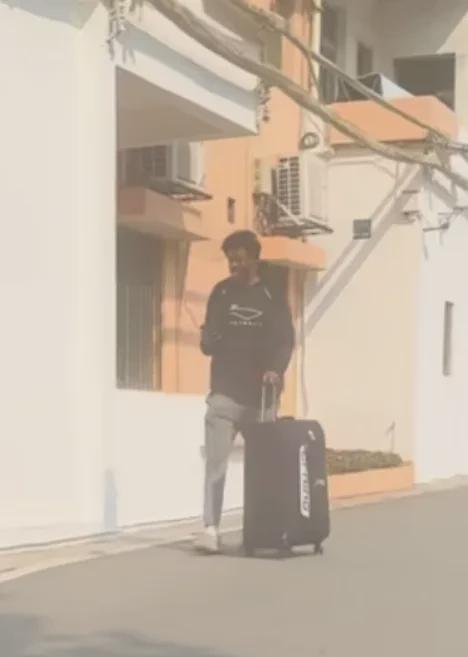 广东队新外援库克难道要提前离开球队吗？

广东队在下午两点半左右抵达东莞，三
